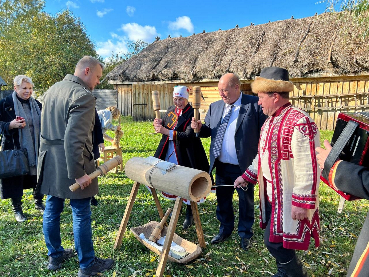 В гостях у бабушки и дедушки | Грани