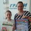 Марина Астраханцева с дочкой Ариной, ученицей 4 “в” класса школы № 3: “Участвуем в акции всем классом уже в третий раз”.