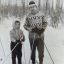 Виталий Сергеев с дочкой Ириной в Ельниковской роще. Со старшей Светланой они ходили на лыжах через Волгу до Кувшинки – приличное расстояние.  Фото из семейного альбома В.Сергеева