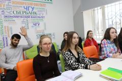 Олег Николаев поздравляет с Днем  российского студенчества Глава Чувашии Олег Николаев 