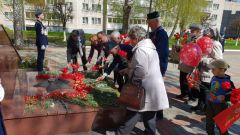 Представители татарской автономии возложили цветы к Вечному огню в Новочебоксарске День Победы в Новочебоксарске День Победы 