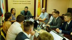 ВстречаДепутат парламента Крыма поделилась опытом с Молодежной палатой при Госсовете Чувашии Госсовет Чувашии 