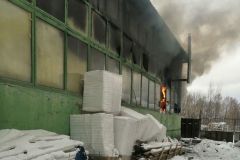 22 ноября спасатели ликвидировали два пожара в городе Новочебоксарск22 ноября спасатели ликвидировали два пожара в городе Новочебоксарск