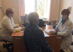 ПриемМедики Республиканского госпиталя для ветеранов войн продолжают консультировать пациентов в районах медицина в Чувашии 
