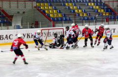 "Сокол-2001" - серебряный призер новочебоксарского турнира хоккей 