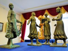 ВыставкаВыставка скульптуры "Пластика души" открывается в Доме дружбы народов Дом дружбы народов 