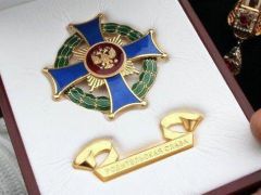 ОрденПрезидент России наградил две супружеские пары из Чувашии орденом "Родительская слава" многодетные семьи 