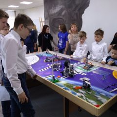 Участники “FIRST Lego League” готовили автоматические устройства для космических миссий.От “Лего” до космоса. Участники “ProFest-2019” показали, на что способны их роботы Цифровая Чувашия ProFest-2019 