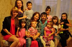 Семья Александровых в ожидании сестренки.  Фото Александра СИДОРОВАСчастье,  помноженное на десять многодетные семьи Многодетные 