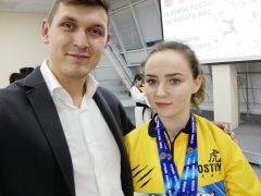 Ангелина Гордеева и ее тренер Сергей Костин. Фото автораБоевой дух