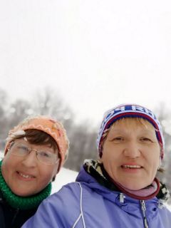 новочебоксарка Ольга БЕЛЯЕВА (справа).Пеший путь к здоровью. Новочебоксарцы сделали свои 10000 шагов к жизни