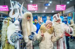 Хель Мучи побывал на слете Дедов Морозов в Москве Новый год-2023 