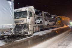 Фото с сайта На связи.ruЗима на дорогах началась  с аварий и трагедий Бди! 
