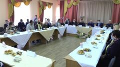  Руководители силовых ведомств и профильных министерств Чувашии приняли граждан, прибывших из Луганской и Донецкой народных республик
