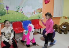Детская поликлиника стала по-настоящему детской.   Фото Марии СмирновойЗдесь лечат даже стены реконструкция 
