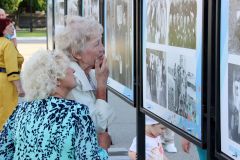  В Новочебоксарске открылась фотовыставка «60 ярких лет «Химпрома» Химпром день химика 
