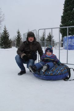 Алексей с сыном Ромой.И румянил щеки легкий мороз Новый год-2021 