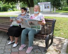 Галина Анатольевна и Татьяна СкориковаТеперь и сами попали в газету