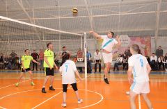  В Спортивном фестивале на Кубок «Химпрома»  определился победитель игр по волейболу Химпром 
