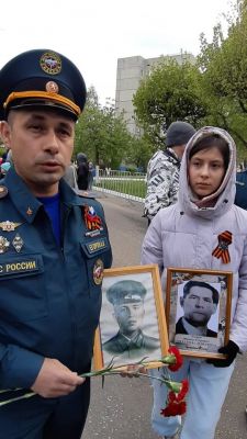 Александр ЕГОРОВ с дочерью Софьей.Защитники – пример для новых поколений День Победы 