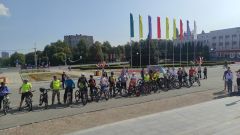 Инструктаж перед стартомКосмические веломили Чувашии велопробег Велодвижение «Солнце на Спицах» 