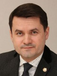 Вице-премьер — министр экономического развития Чувашии Дмитрий КРАСНОВНа санкции отвечаем системно
