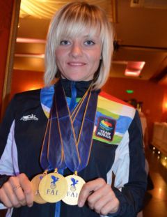 Абсолютная чемпионка Европы среди юниоров по классическому парашютизму Таисия Кривощекова. Счастливое небо Чувашии