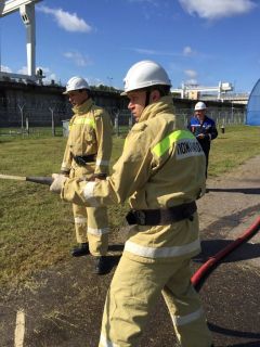 На огневом рубеже - производственно-техническая службаНа Чебоксарской ГЭС прошли соревнования пожарных-добровольцев РусГидро 