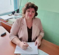 Социальный педагог школы № 9 Наталия ПОЛЕВЩИКОВА.Зажигают детские сердца