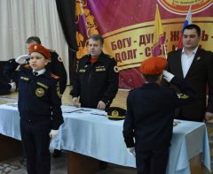 Кадеты Новочебоксарского кадетского лицея принимают присягу юнармейца. Защитниками не рождаются
