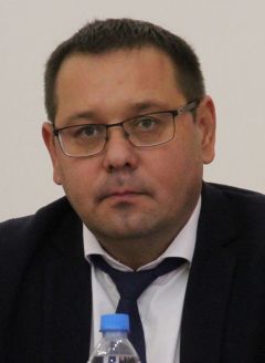 Дмитрий ПУЛАТОВ, глава администрации НовочебоксарскаВсё для людей, а в ответ что?