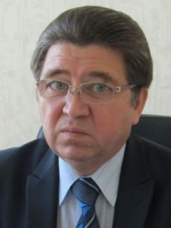 Владимир МАТВЕЕВ, директор школы № 8Профессия дальнего действия Августовская конференция 