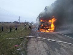 Пожар на дорогеНа М-7 горел грузовик пожар дорога грузовой автомобиль 