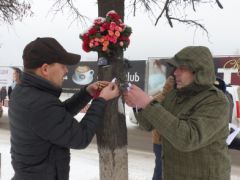 В Чебоксарах прошла акция памяти погибших в ДТП Акция погибшие в ДТП 