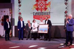 «Химпром» вручил призы победителям Суперфиналов чемпионата России по шахматам шахматы 