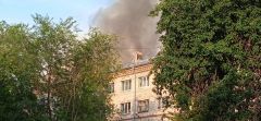 В Новочебоксарске введен режим ЧС из-за пожара на крыше дома на ул. Советской Пожар на Советской 14 