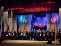 kontsiert6.jpgВ Новочебоксарске состоялся праздничный концерт, посвященный Дню защитника Отечества