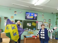 Автор герба и флага Новочебоксарска рассказал лицеистам о геральдике День рождения города Новочебоксарска 