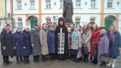  Жители ТОС “Юраковский” посетили Свято-Троицкий православный мужской монастырь в Чебоксарах экскурсия православие монастырь 