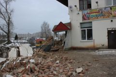 Фото МЧС ЧувашииВ Чебоксарах обрушилась стена дома. Людей вовремя эвакуировали обрушение МЧС Чувашии 