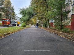 РемонтПо ул. Солнечной в Новочебоксарске отремонтировали тротуар и стоянку для автомобилей Реализация нацпроекта 