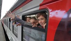 Дети в поездеРЖД объявила о старте льготной программы для ребят от 10 до 17 лет в 2023 году ржд 