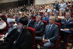  Конференция в Чувашском госуниверситете, посвященная семейным ценностям, собрала юристов из 60 регионов и 40 вузов страны ЧувГУ им. Ульянова 