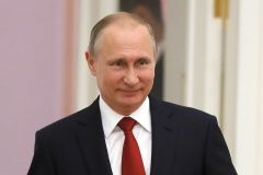 Владимир Путин вновь избран Президентом РоссииЗа Владимира Путина в Чувашии отдали голоса 77,29% избирателей Выборы-2018 