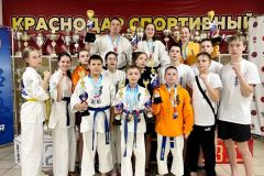 Сборная ЧувашииСборная Чувашии по киокушин выиграли медали всероссийских соревнований карате 