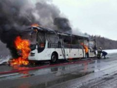 zaghorielsia.jpgВ Комсомольском районе проводится проверка по факту возгорания пассажирского автобуса