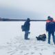 Помощь спасателей понадобилась нетрезвому рыбаку на льду недалеко от Речпорта МЧС зимняя рыбалка 