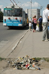 Вдоль по улице, вдоль по Винокурова...