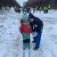 6-летняя Мирослава Прокопьева и ее старший брат 12-летний Вячеслав Малинов.