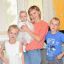 Анна Куракова с детьми.
